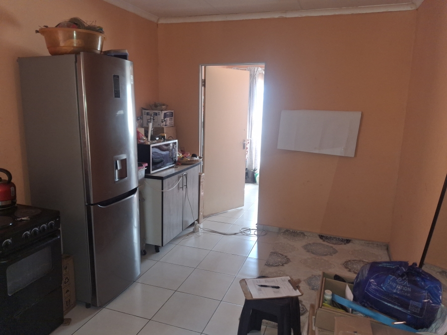 0 Bedroom Property for Sale in Commercia Gauteng