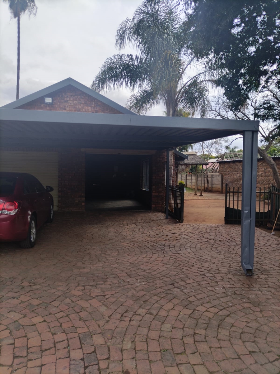 To Let 10 Bedroom Property for Rent in Pretoria North Gauteng