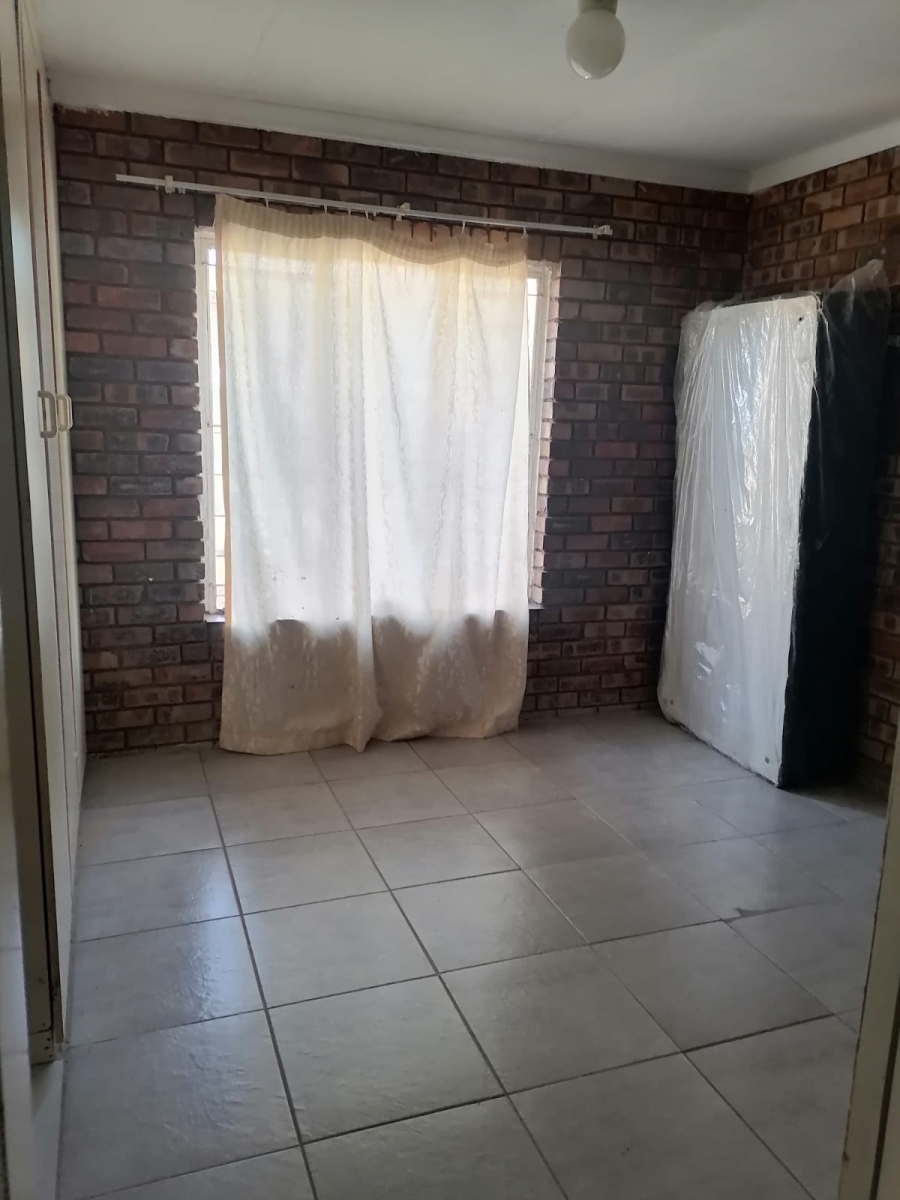 To Let 10 Bedroom Property for Rent in Pretoria North Gauteng