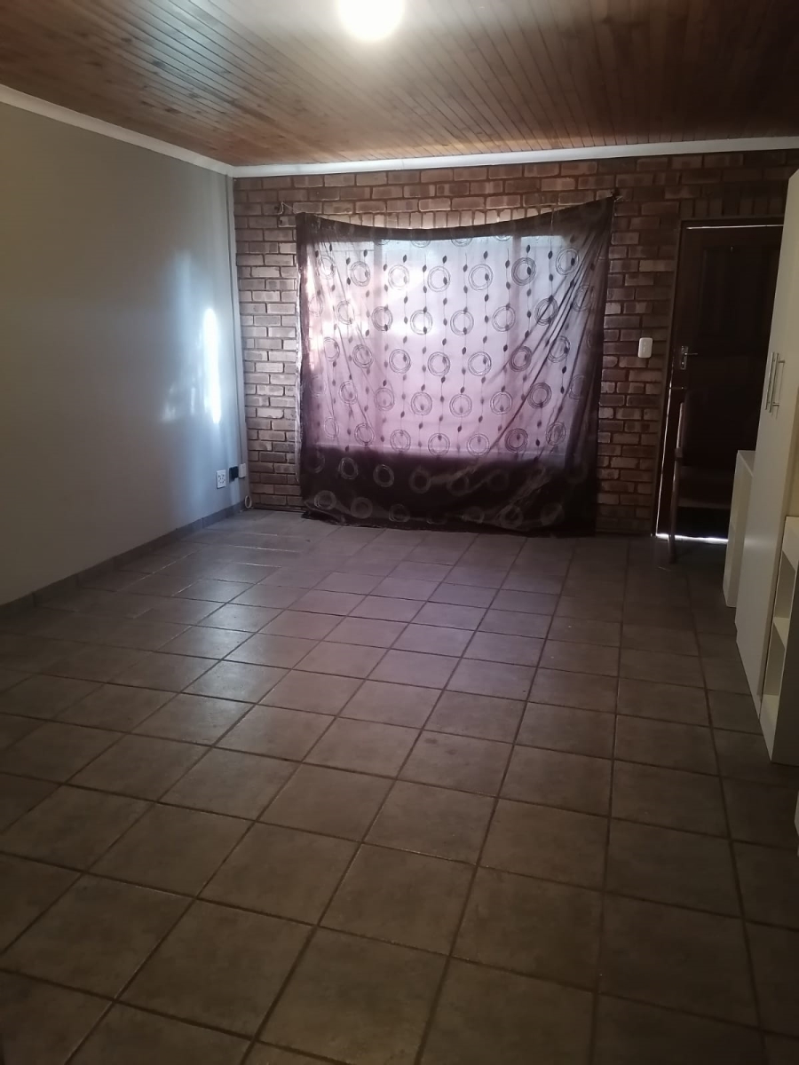 To Let 10 Bedroom Property for Rent in Pretoria North Gauteng