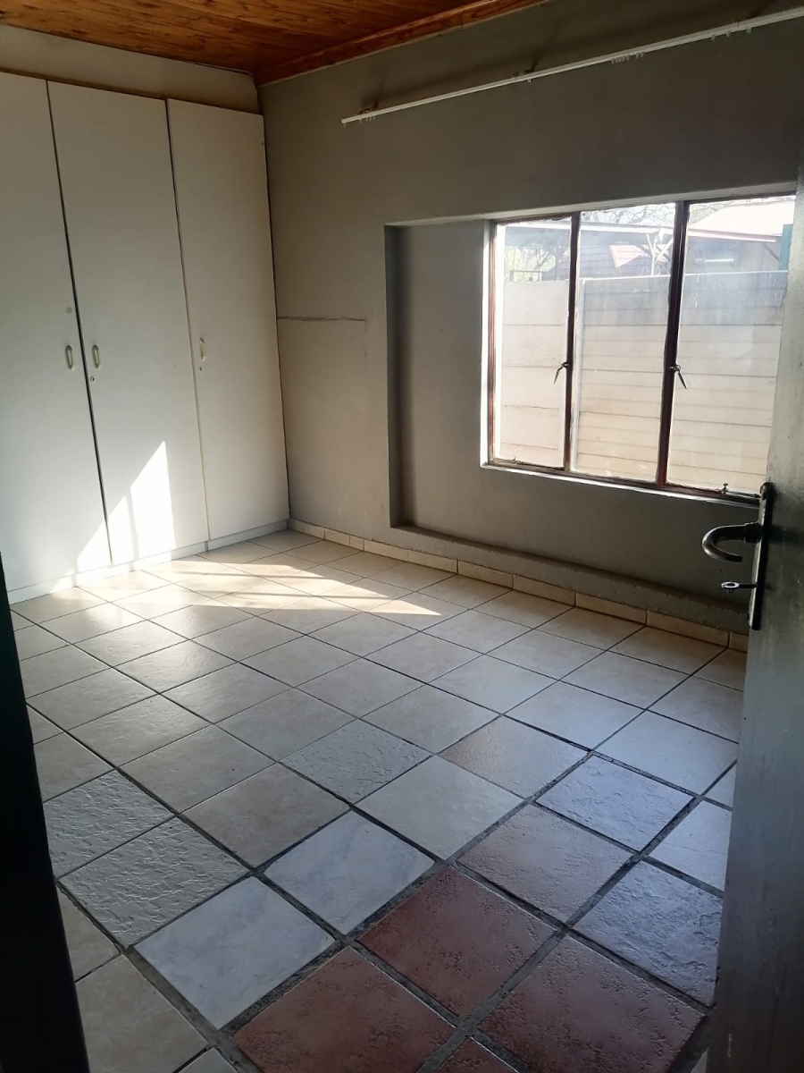 To Let 10 Bedroom Property for Rent in Pretoria North Gauteng