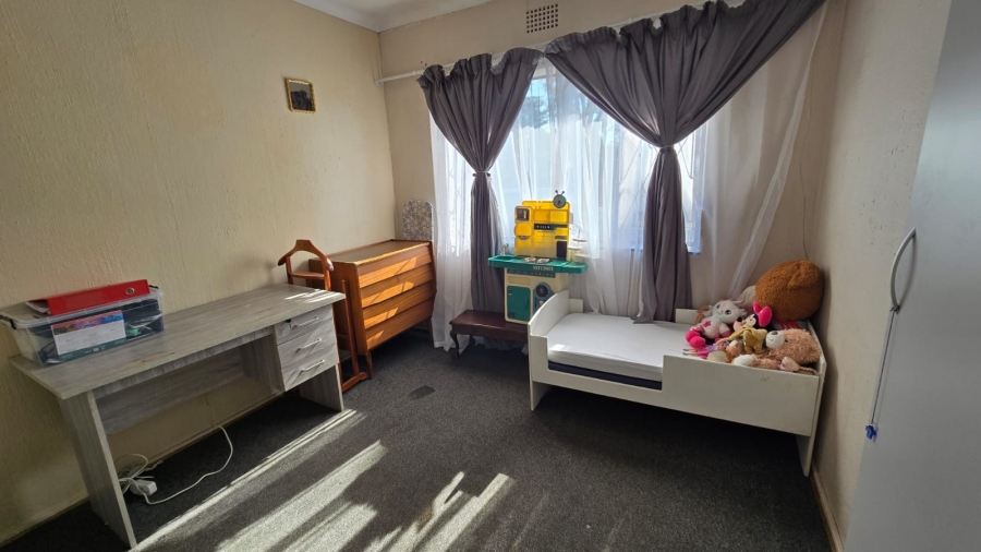 3 Bedroom Property for Sale in Brackendowns Gauteng