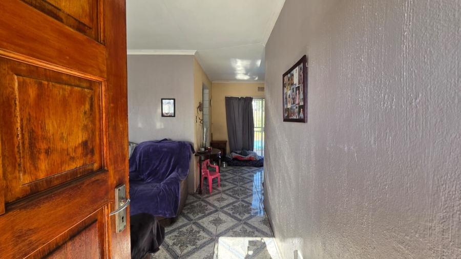 3 Bedroom Property for Sale in Brackendowns Gauteng