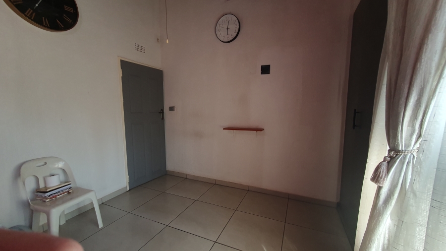 3 Bedroom Property for Sale in Brackendowns Gauteng