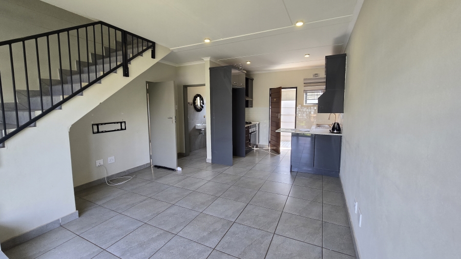 3 Bedroom Property for Sale in Albertsdal Gauteng