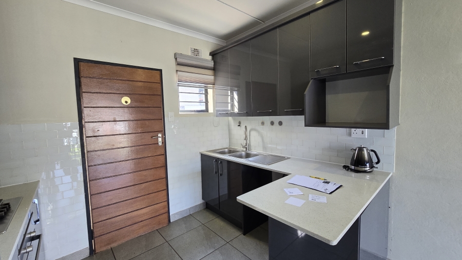 3 Bedroom Property for Sale in Albertsdal Gauteng