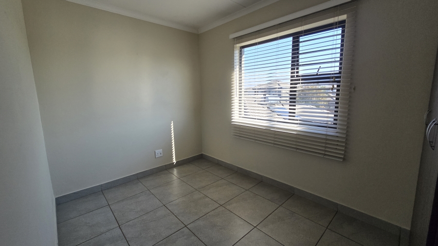 3 Bedroom Property for Sale in Albertsdal Gauteng