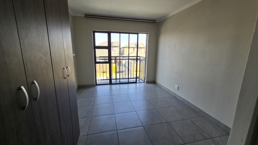 3 Bedroom Property for Sale in Albertsdal Gauteng