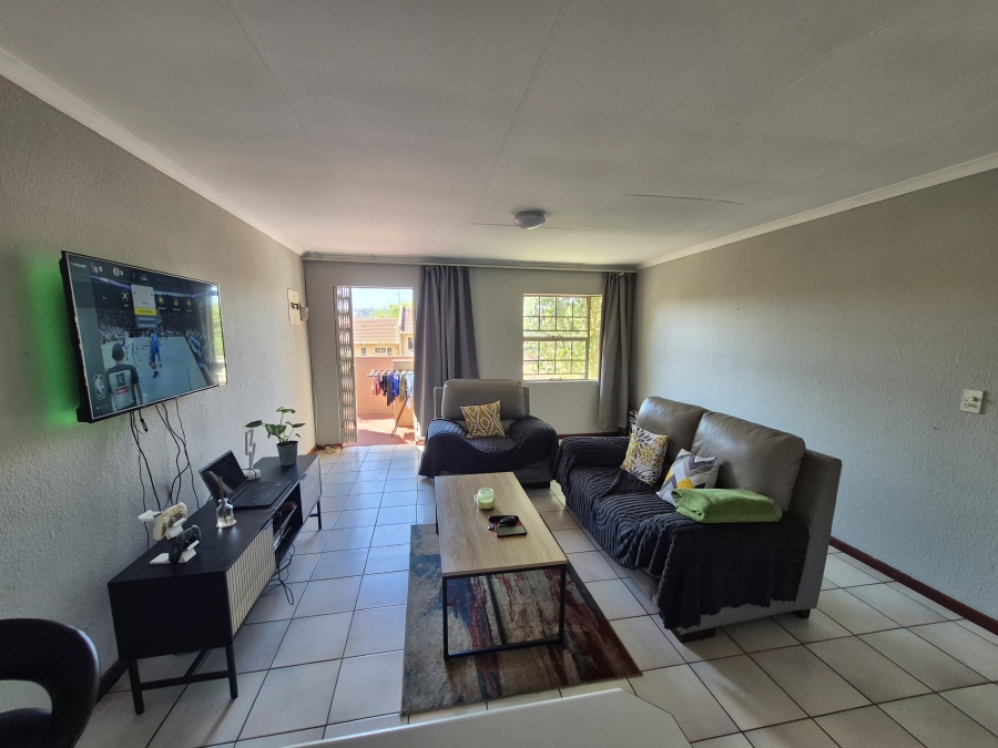 2 Bedroom Property for Sale in Vorna Valley Gauteng