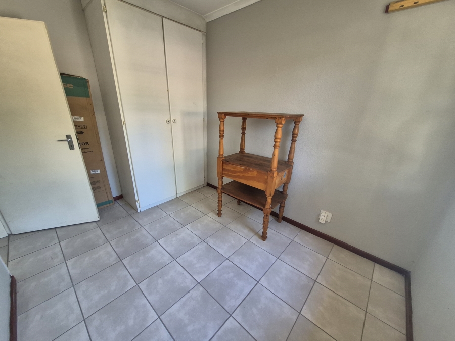 2 Bedroom Property for Sale in Vorna Valley Gauteng