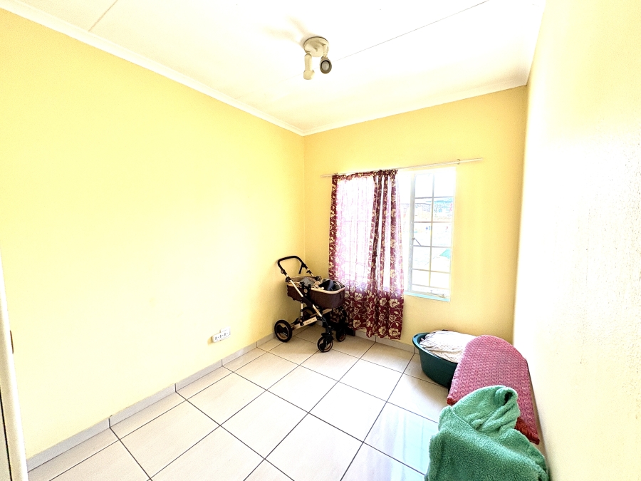 2 Bedroom Property for Sale in Erand Gardens Gauteng