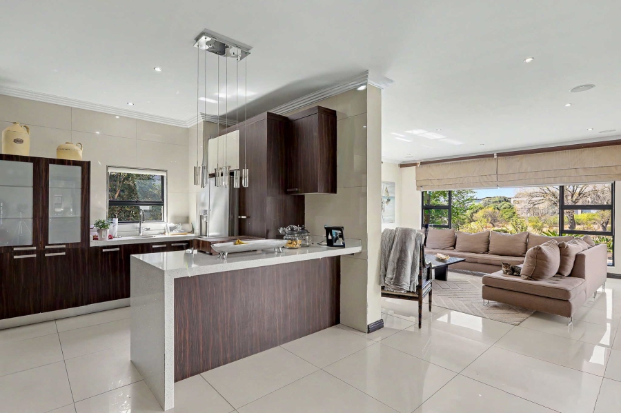 To Let 4 Bedroom Property for Rent in Waterfall Country Estate Gauteng