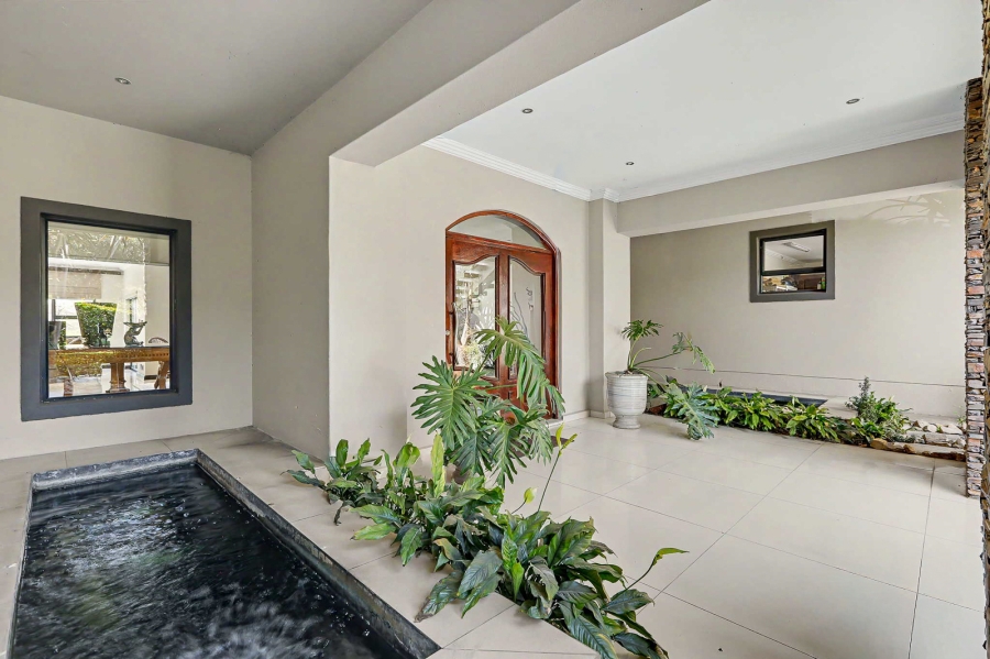 To Let 4 Bedroom Property for Rent in Waterfall Country Estate Gauteng