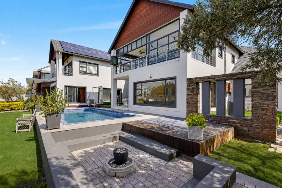 To Let 4 Bedroom Property for Rent in Waterfall Country Estate Gauteng