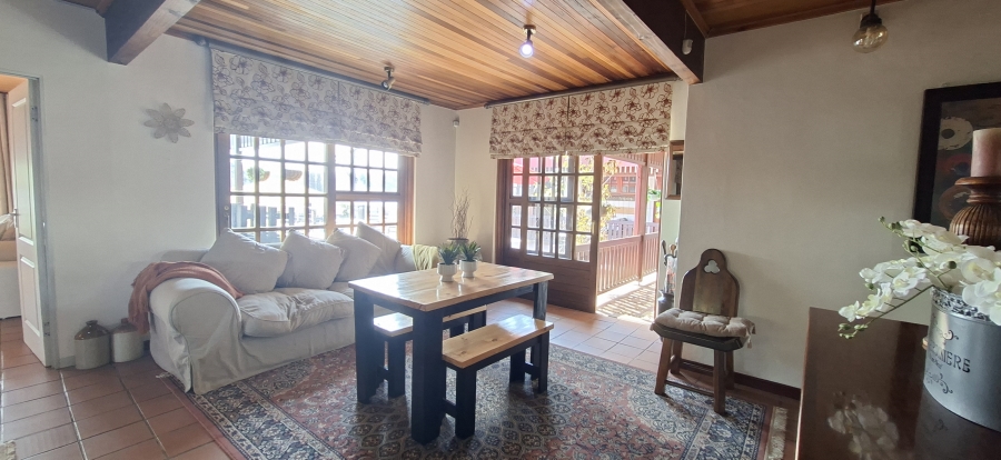 9 Bedroom Property for Sale in Wentworth Park Gauteng