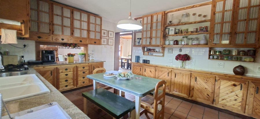 9 Bedroom Property for Sale in Wentworth Park Gauteng