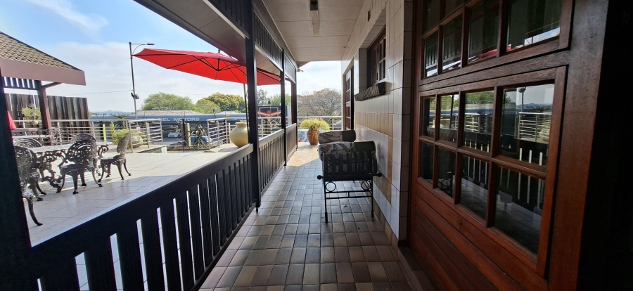 9 Bedroom Property for Sale in Wentworth Park Gauteng