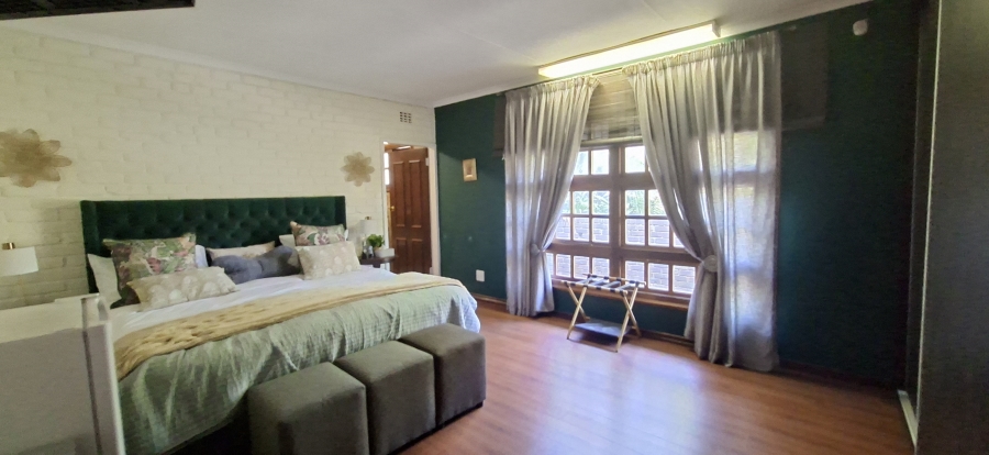 9 Bedroom Property for Sale in Wentworth Park Gauteng