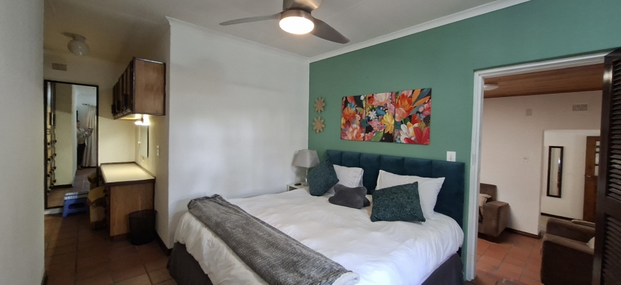 9 Bedroom Property for Sale in Wentworth Park Gauteng