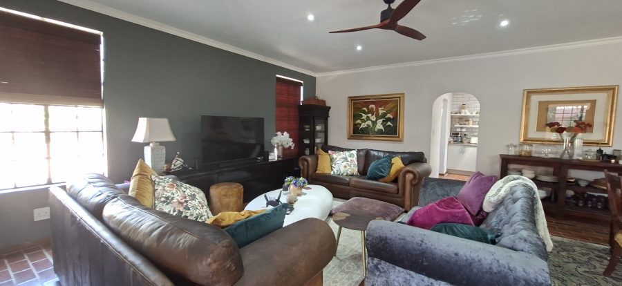 9 Bedroom Property for Sale in Wentworth Park Gauteng