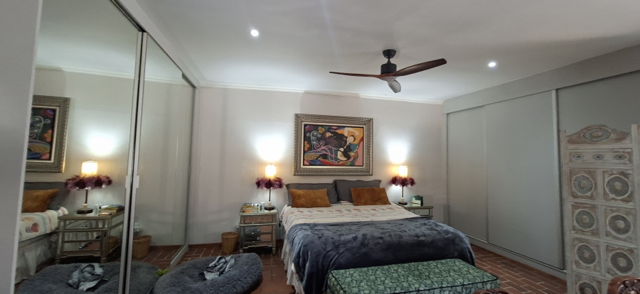 9 Bedroom Property for Sale in Wentworth Park Gauteng