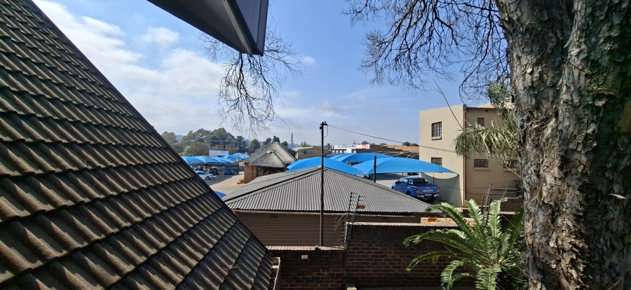 9 Bedroom Property for Sale in Wentworth Park Gauteng