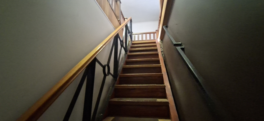 9 Bedroom Property for Sale in Wentworth Park Gauteng