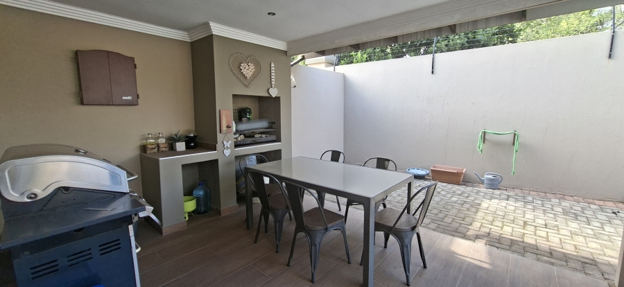 3 Bedroom Property for Sale in Monument Gauteng