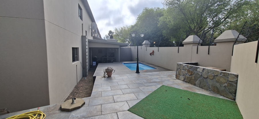 3 Bedroom Property for Sale in Monument Gauteng