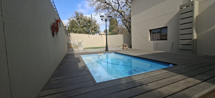 3 Bedroom Property for Sale in Monument Gauteng