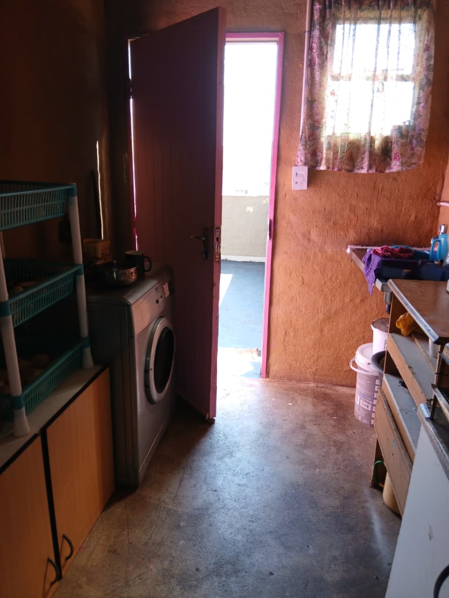 2 Bedroom Property for Sale in Fleurhof Gauteng