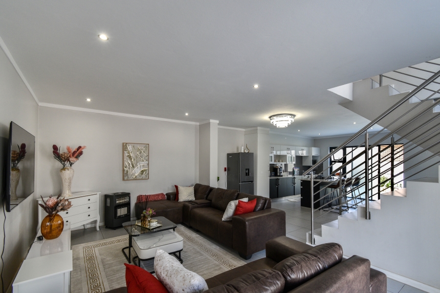 3 Bedroom Property for Sale in Equestria Gauteng