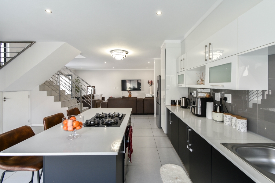 3 Bedroom Property for Sale in Equestria Gauteng