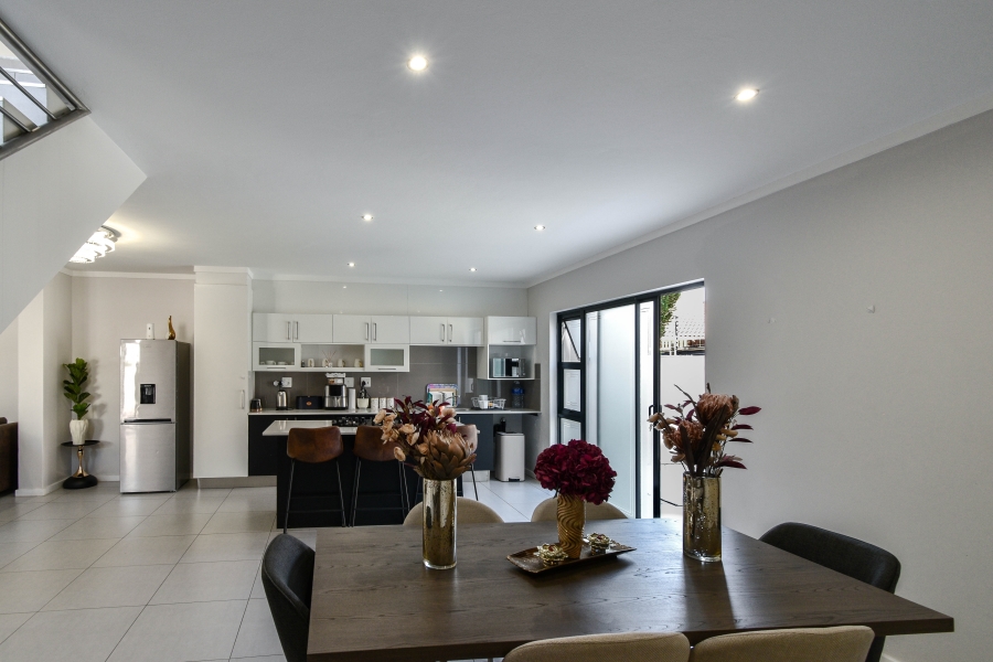 3 Bedroom Property for Sale in Equestria Gauteng