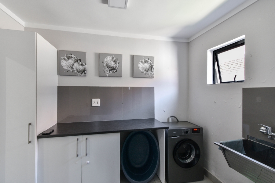 3 Bedroom Property for Sale in Equestria Gauteng