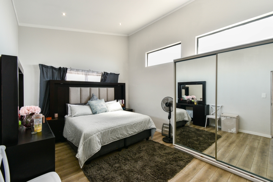 3 Bedroom Property for Sale in Equestria Gauteng