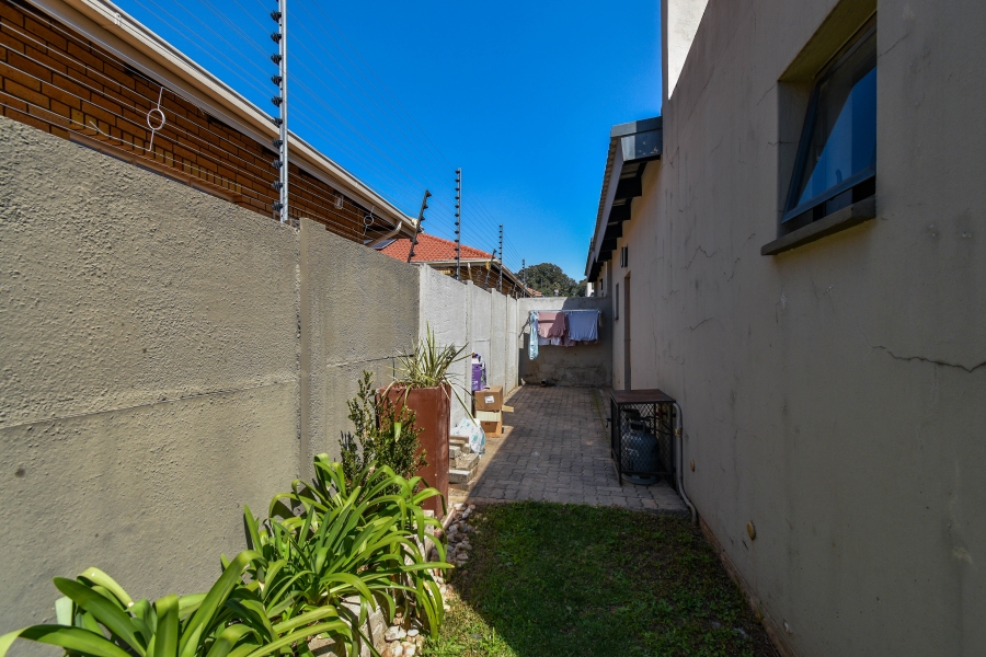 3 Bedroom Property for Sale in Equestria Gauteng
