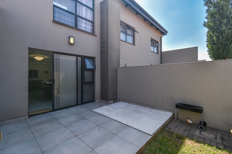 3 Bedroom Property for Sale in Equestria Gauteng
