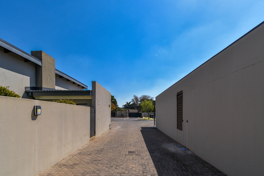 3 Bedroom Property for Sale in Equestria Gauteng