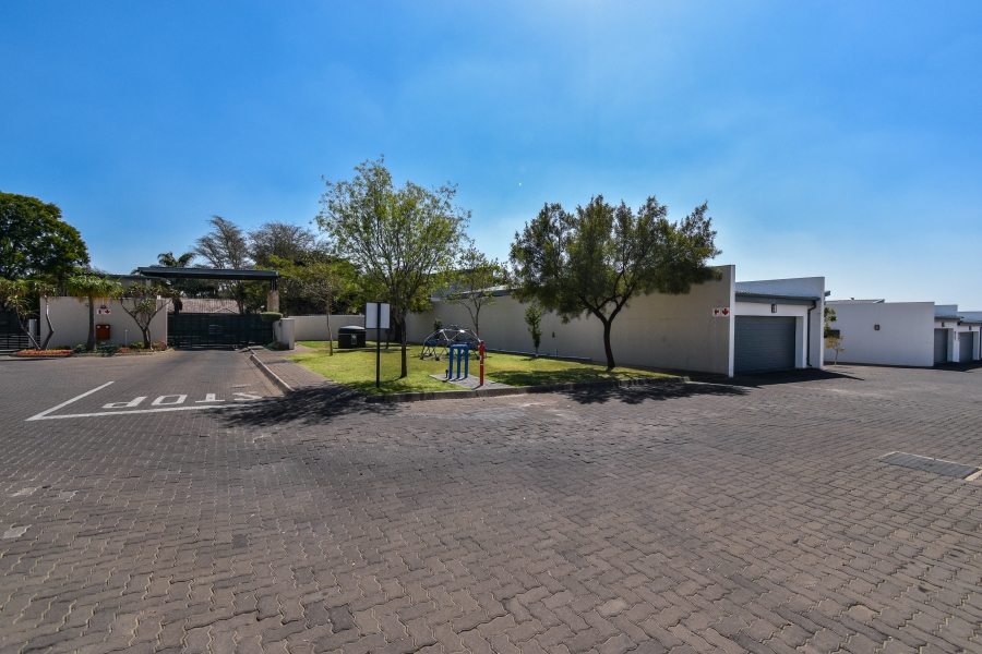 3 Bedroom Property for Sale in Equestria Gauteng