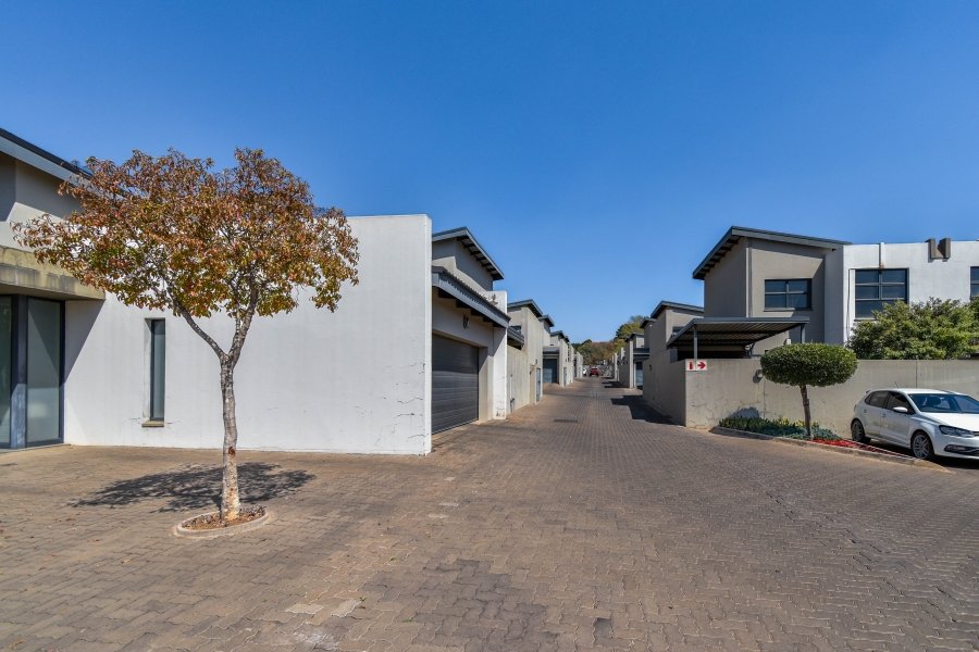 3 Bedroom Property for Sale in Equestria Gauteng