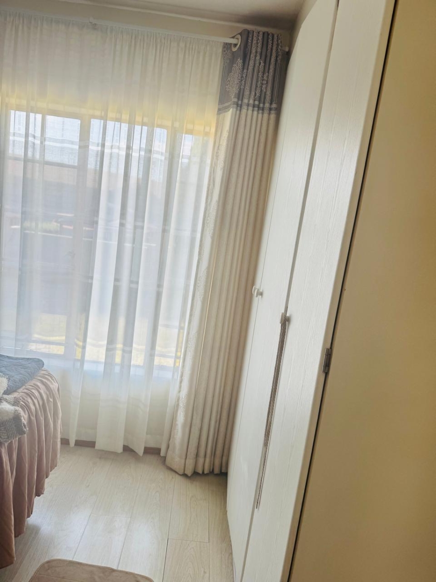 To Let 2 Bedroom Property for Rent in Vorna Valley Gauteng