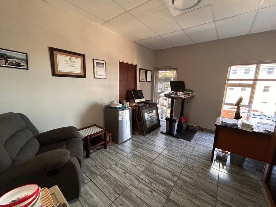 Commercial Property for Sale in Route 21 Business Park Gauteng