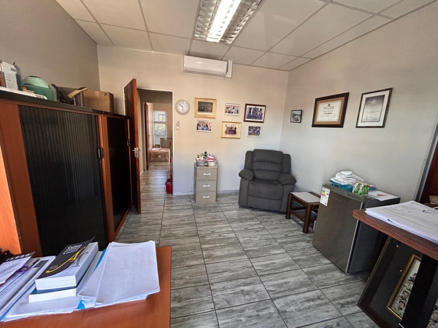 Commercial Property for Sale in Route 21 Business Park Gauteng
