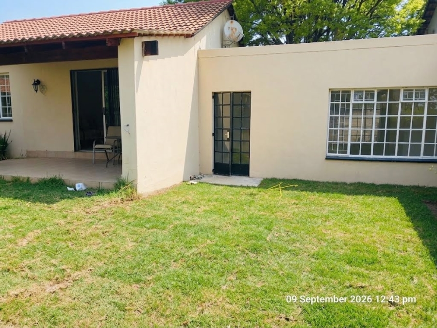 To Let 2 Bedroom Property for Rent in Chartwell Gauteng