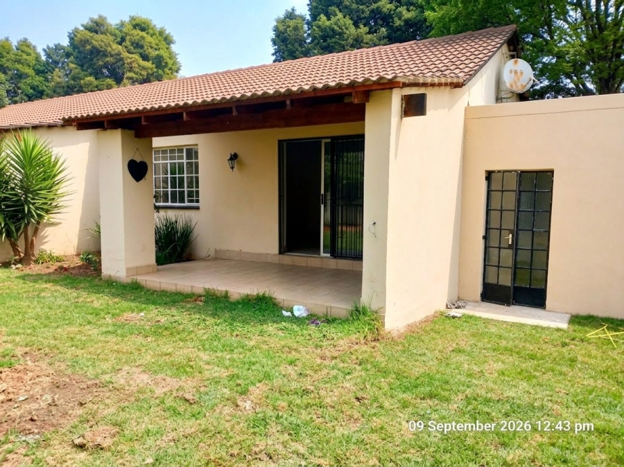 To Let 2 Bedroom Property for Rent in Chartwell Gauteng