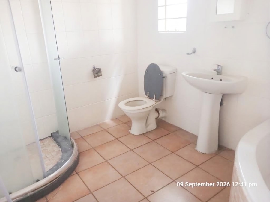 To Let 2 Bedroom Property for Rent in Chartwell Gauteng