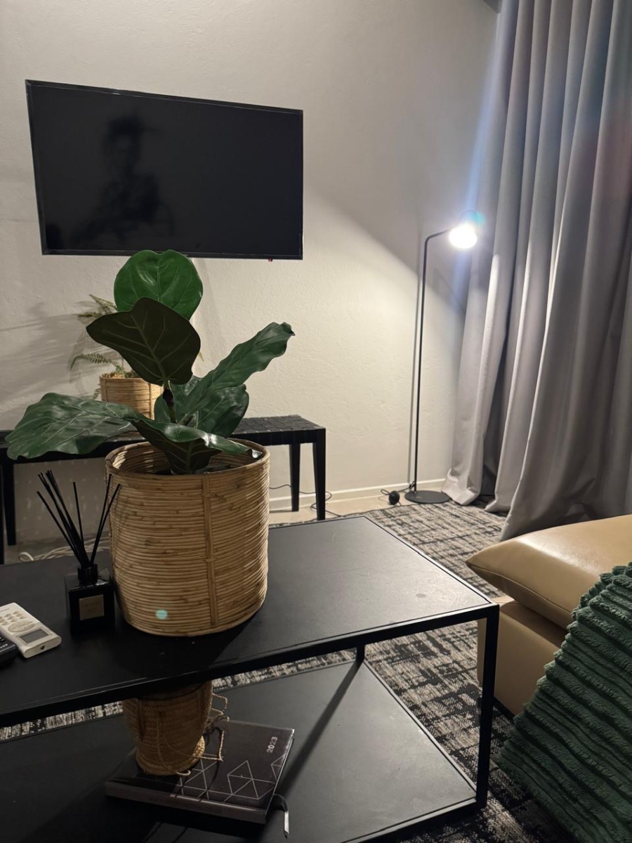 To Let 1 Bedroom Property for Rent in Sandown Gauteng