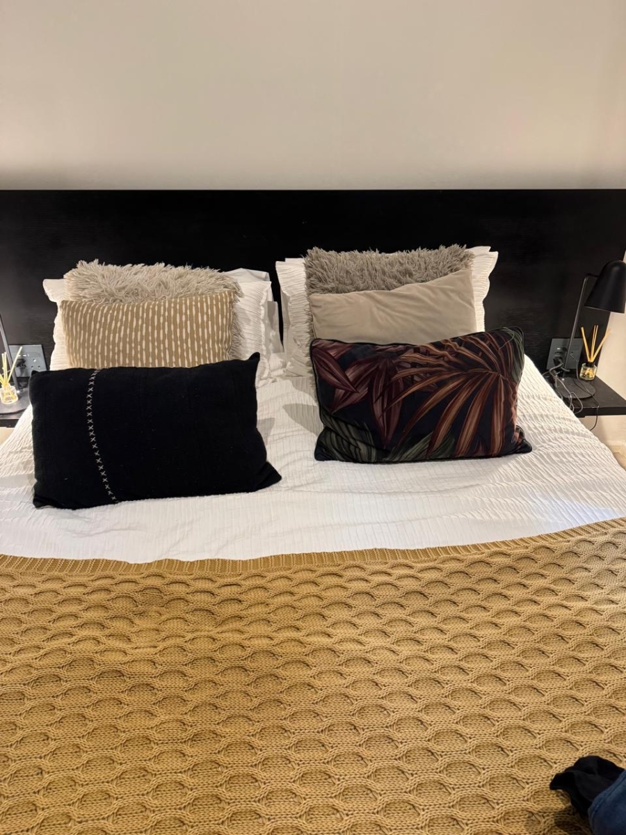 To Let 1 Bedroom Property for Rent in Sandown Gauteng