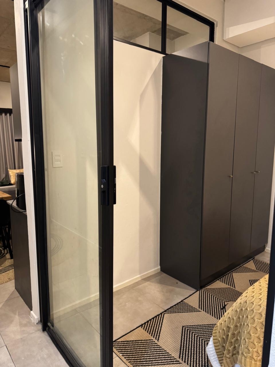 To Let 1 Bedroom Property for Rent in Sandown Gauteng